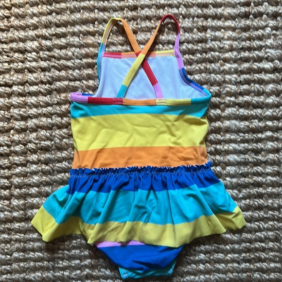 Hanna Andersson recycled skirted one piece bathing suit - Picture 3 of 4